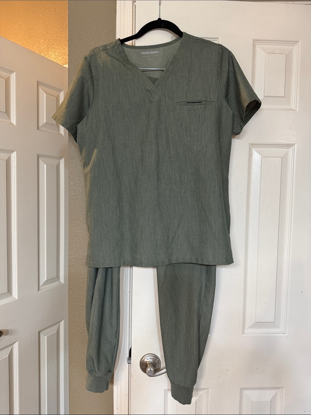 Mandala Women’s Olive Green Active Joggers